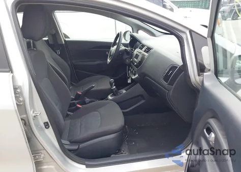 2016 Kia Rio Lx z USA, uszkodzony, nr VIN KNADM4A32G6688108